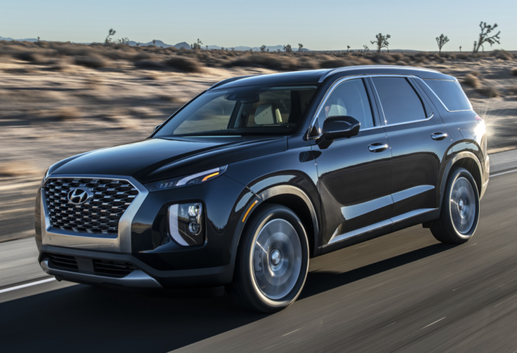 Новому большому кроссоверу Hyundai дали российское имя Новому большому кроссоверу Hyundai дали российское имя