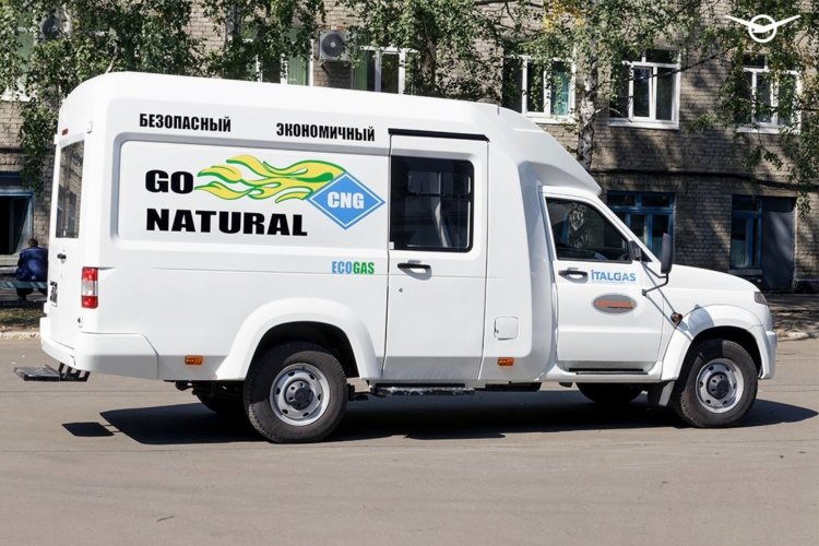 УАЗ представил внедорожный автобус на газу за полтора миллиона (много фото) УАЗ представил внедорожный автобус на газу за полтора миллиона (много фото)