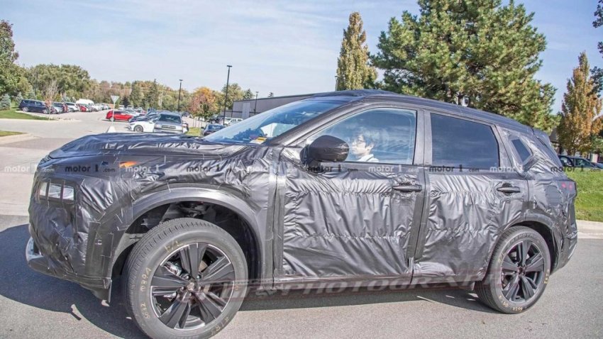 В Лас-Вегасе тестируют новый Nissan X-Trail в камуфляже