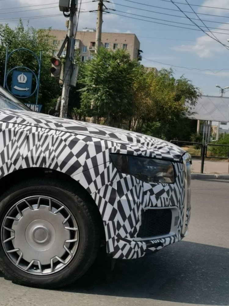Вы не поверите, где засекли внедорожник Aurus Komendant Вы не поверите, где засекли внедорожник Aurus Komendant
