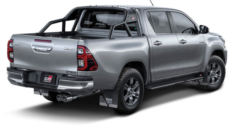 Обновленные Toyota Fortuner и Hilux уже появились у российских дилеров