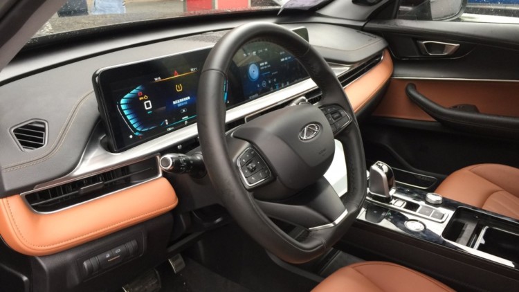 Chery готовит старт продаж флагманского кроссовера Tiggo 8 Plus