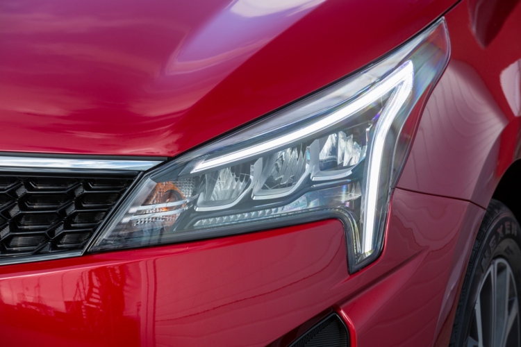 В России стартуют продажи обновленного седана KIA Rio. Когда ждать X-Line?