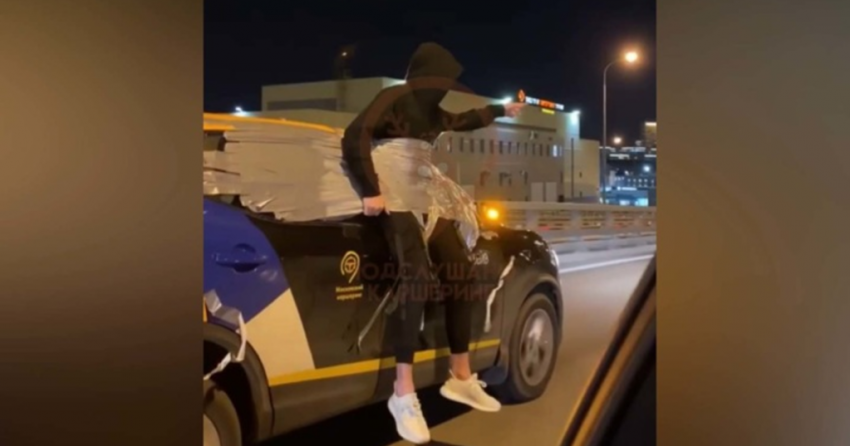 Полиция в ярости: на каршеринговой машине катали примотанного скотчем человека