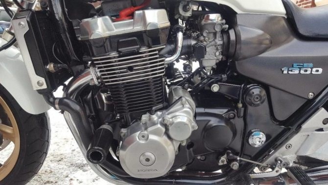 Honda cb 1300 sf Cafe Racer © Honda cb 400 характеристики Honda cb 1300 sf Cafe Racer © Honda cb 400 характеристики