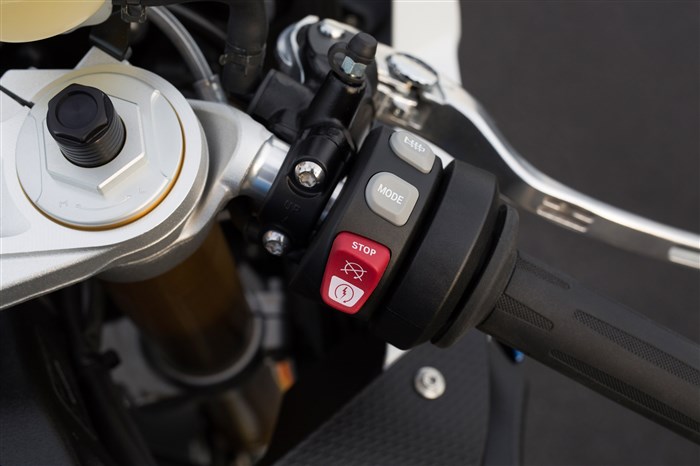 Как Подтянуть Цепь на Bmw S1000xr © Есть ли минусы