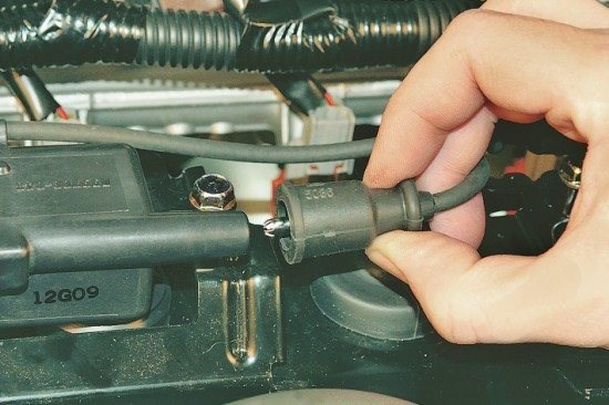 Код Ошибки P0421 Mitsubishi Lancer 9. Блок с реле