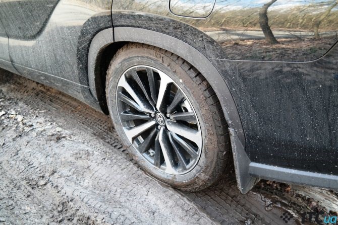 Toyota Highlander Hybrid Check Hybrid System • Вид гибридной установки
