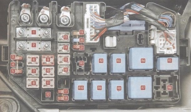 Киа Рио 3 Нет Зарядки Лампа не Горит • Предохранитель стеклоомывателя